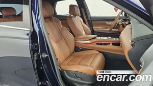 Genesis GV70, 2024 — миниатюра 12