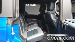 Ford Bronco, 2022 — миниатюра 18