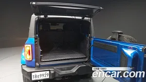 Ford Bronco, 2022 — миниатюра 26