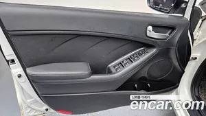 Kia K3, 2017 — миниатюра 14