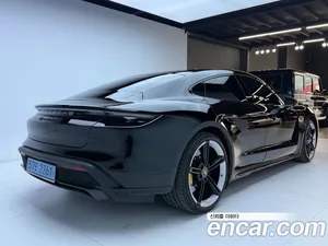 Porsche Taycan, 2021 — миниатюра 4