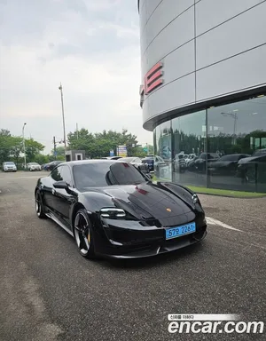 Porsche Taycan, 2021 — миниатюра 5