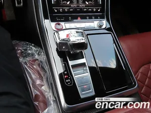 Audi SQ8, 2020 — миниатюра 11