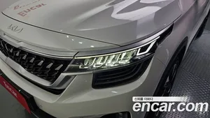 Kia Seltos, 2022 — миниатюра 8