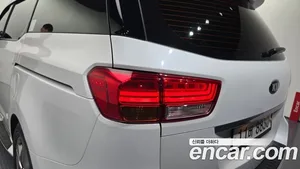 Kia Carnival, 2015 — миниатюра 9