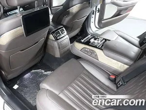 Genesis G90, 2019 — миниатюра 14
