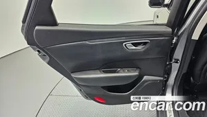 Renault SM6, 2017 — миниатюра 15