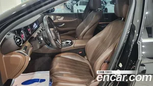 Mercedes-Benz E-Class, 2019 — миниатюра 13