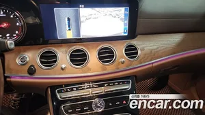 Mercedes-Benz E-Class, 2019 — миниатюра 16