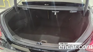 Mercedes-Benz E-Class, 2019 — миниатюра 18