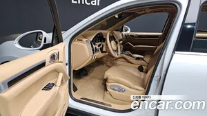 Porsche Cayenne, 2016 — миниатюра 10