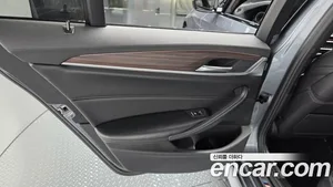 BMW 5-Series, 2017 — миниатюра 14