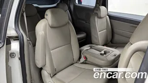 Kia Carnival, 2015 — миниатюра 18