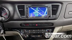 Kia Carnival, 2015 — миниатюра 20