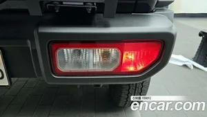 Suzuki Jimny, 2023 — миниатюра 9