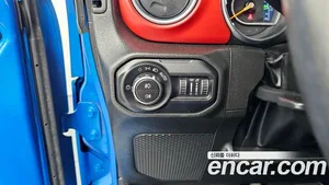 Jeep Wrangler, 2023 — миниатюра 20