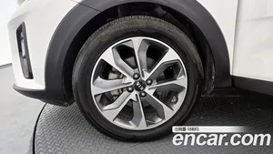 Kia Stonic, 2018 — миниатюра 5