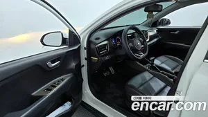 Kia Stonic, 2018 — миниатюра 10