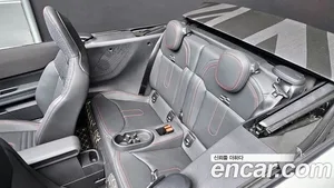 Mini Cooper Convertible, 2026 — миниатюра 18