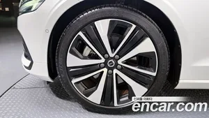 Volvo S60, 2023 — миниатюра 5