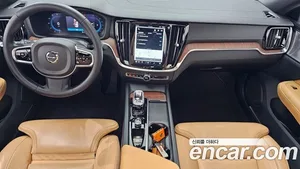 Volvo S60, 2023 — миниатюра 7