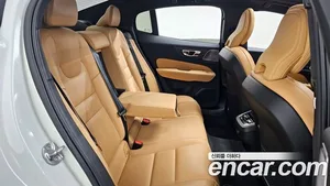 Volvo S60, 2023 — миниатюра 12