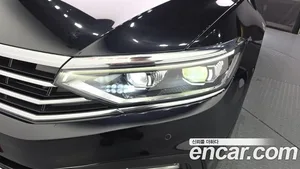 Volkswagen Passat, 2022 — миниатюра 8