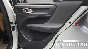 Volvo XC40, 2021 — миниатюра 32