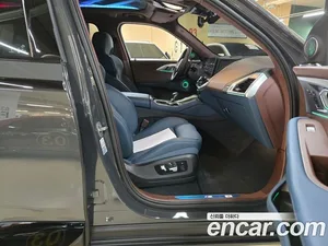 BMW XM, 2025 — миниатюра 10
