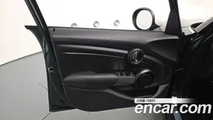 Mini Cooper, 2018 — миниатюра 14