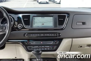 Kia Carnival, 2016 — миниатюра 19