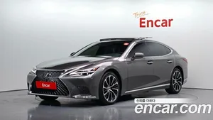 Lexus LS, 2023 — миниатюра 1