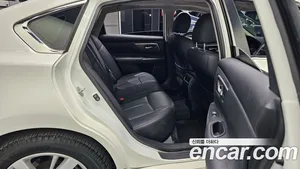 Nissan Altima, 2016 — миниатюра 17