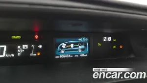 Toyota Prius, 2017 — миниатюра 11