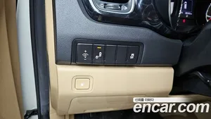 Kia Carnival, 2017 — миниатюра 22