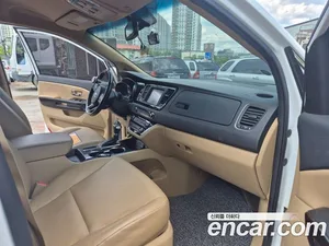 Kia Carnival, 2018 — миниатюра 17