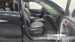 Ford Explorer, 2020 — миниатюра 11