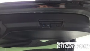 Ford Explorer, 2020 — миниатюра 20