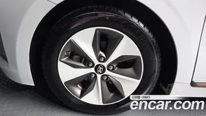 Hyundai Ioniq, 2016 — миниатюра 5