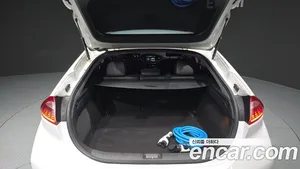 Hyundai Ioniq, 2016 — миниатюра 26