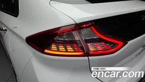 Hyundai Ioniq, 2016 — миниатюра 9