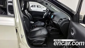 Jeep Compass, 2019 — миниатюра 17