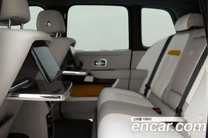 Rolls-Royce Cullinan, 2024 — миниатюра 11
