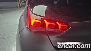 Hyundai Veloster, 2018 — миниатюра 9