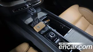 Volvo XC60, 2019 — миниатюра 9