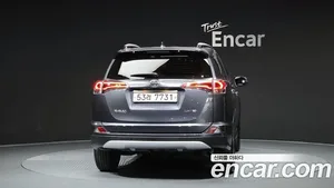 Toyota RAV4, 2018 — миниатюра 4