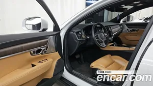 Volvo V90, 2021 — миниатюра 13