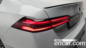 BMW 5-Series, 2024 — миниатюра 9