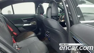 Mercedes-Benz E-Class, 2025 — миниатюра 10