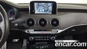 Kia Stinger, 2018 — миниатюра 14